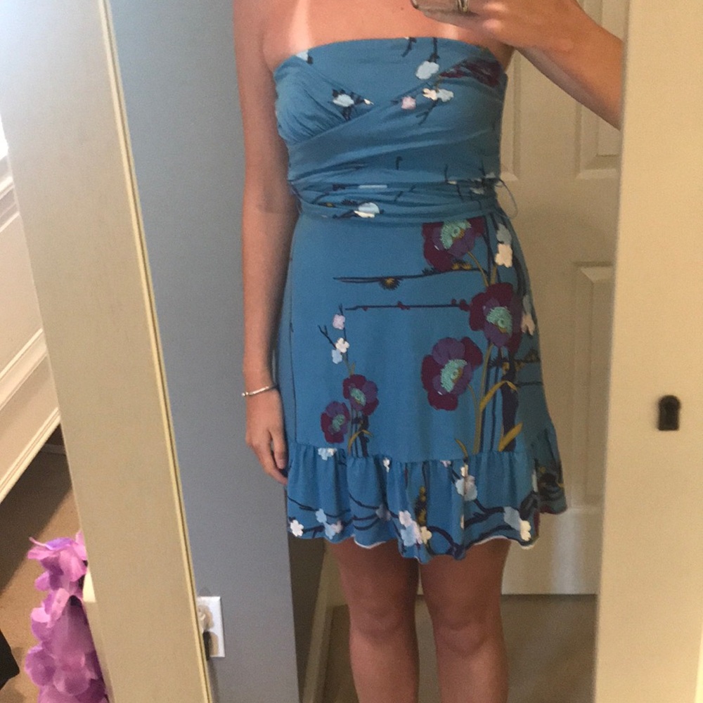 Casual Free People Dress Size Small with tie